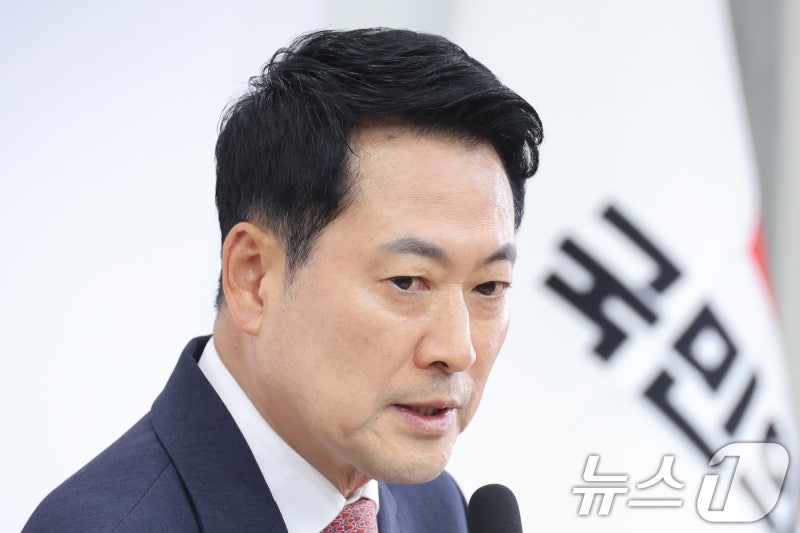장동혁, 사퇴론 확산 정면돌파…10일 원내대표 선거 분수령