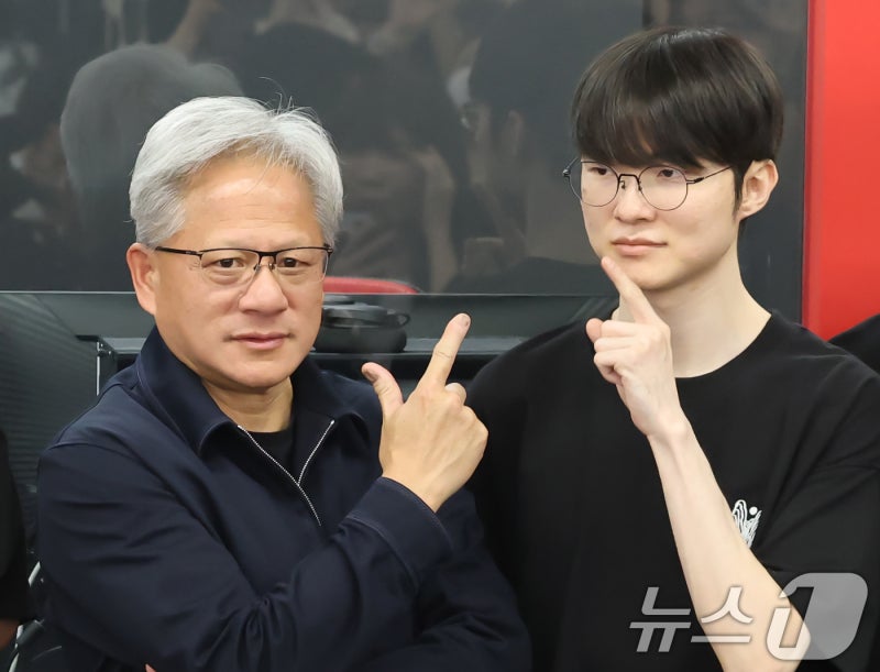 '페이커' 이상혁, 美타임 '스포츠계 영향력 있는 100인' 선정