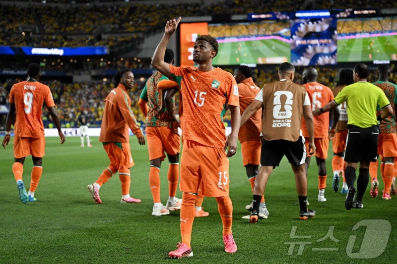 '디알로 결승골' <b>코트디부아르</b>, '골대 세 번' 에콰도르에 1-0 <b>승리</b>