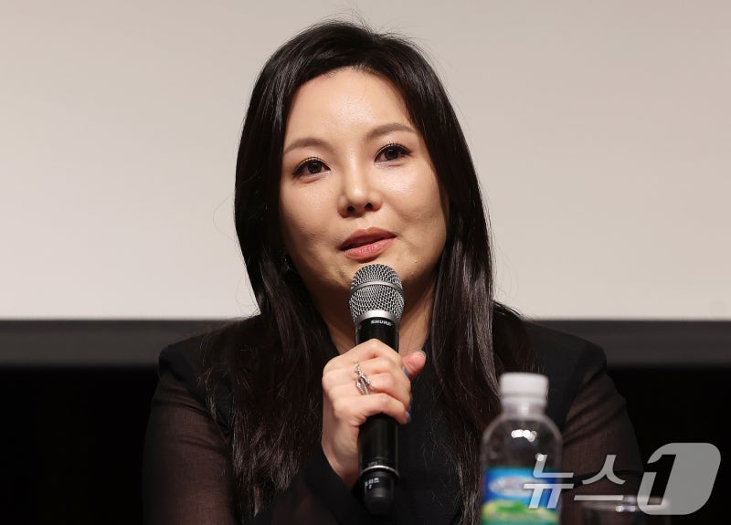 경찰, '300억대 <b>사기</b> 의혹' <b>차가원</b> 원헌드레드 대표 구속영장 신청