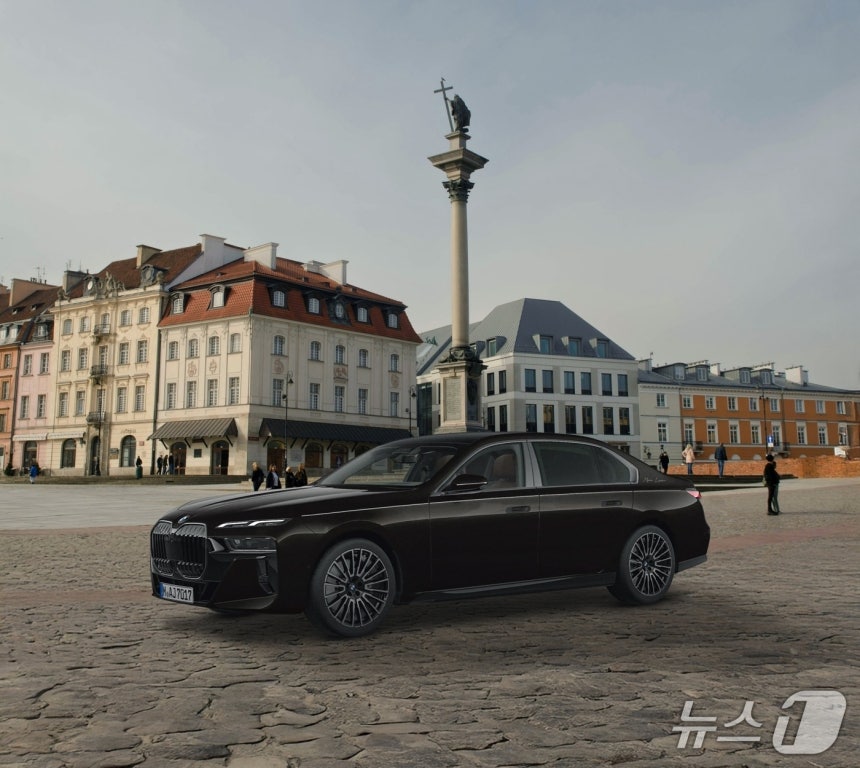 BMW 7시리즈 네로 루쏘 에디션