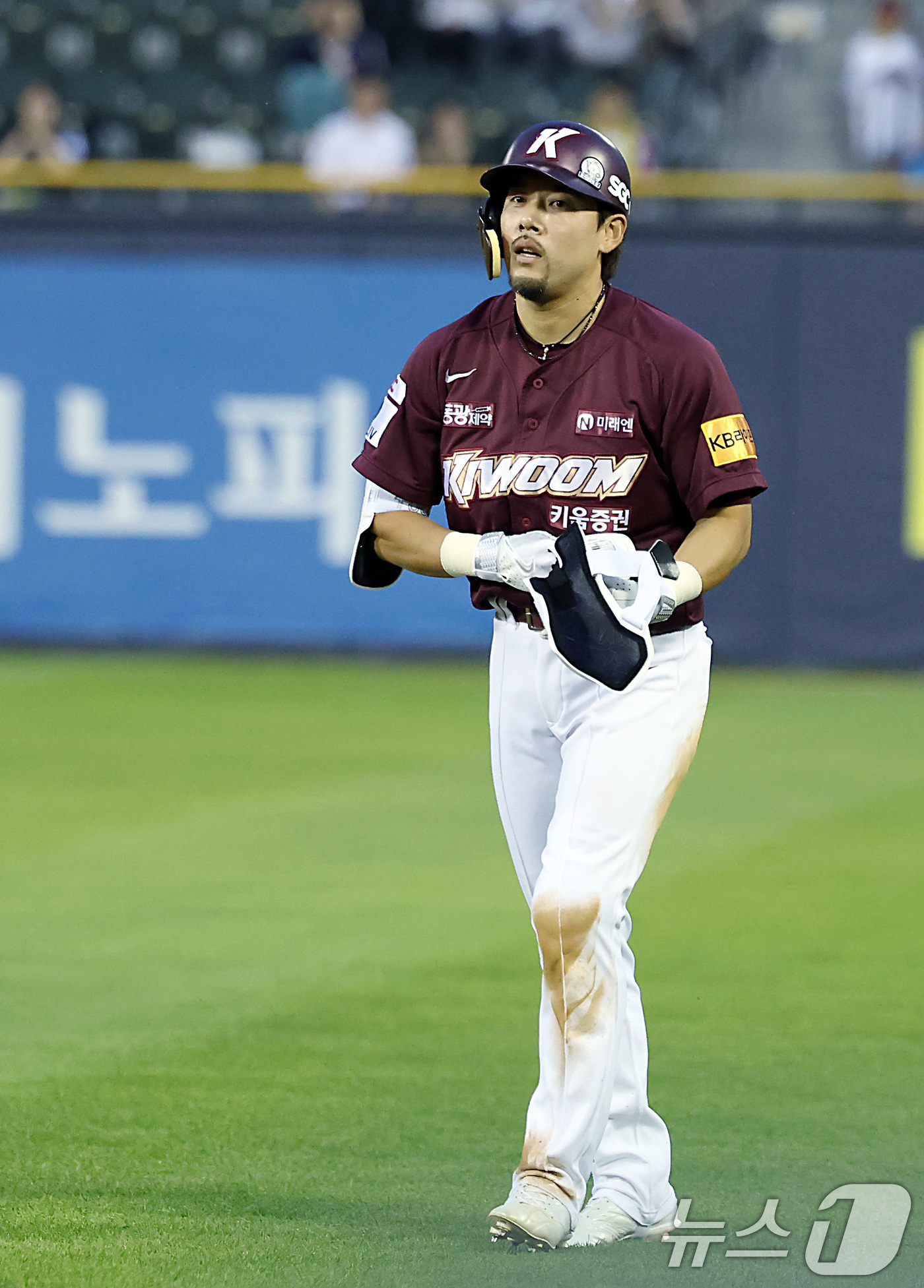 KBO, '음주운전 교통사고' 이용규 전 코치에 2년 실격 처분