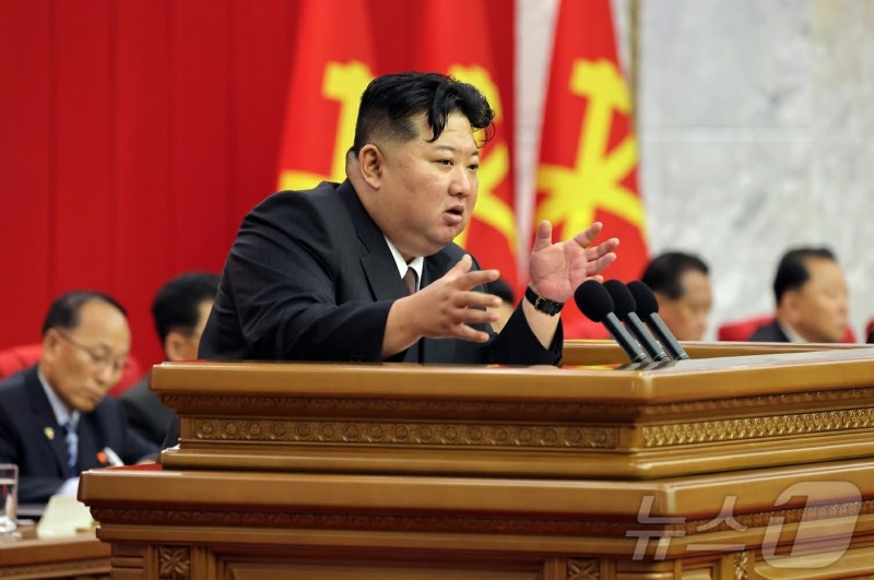 대화보다 핵무력 우선 재확인한 북한[정창현의 북한읽기]