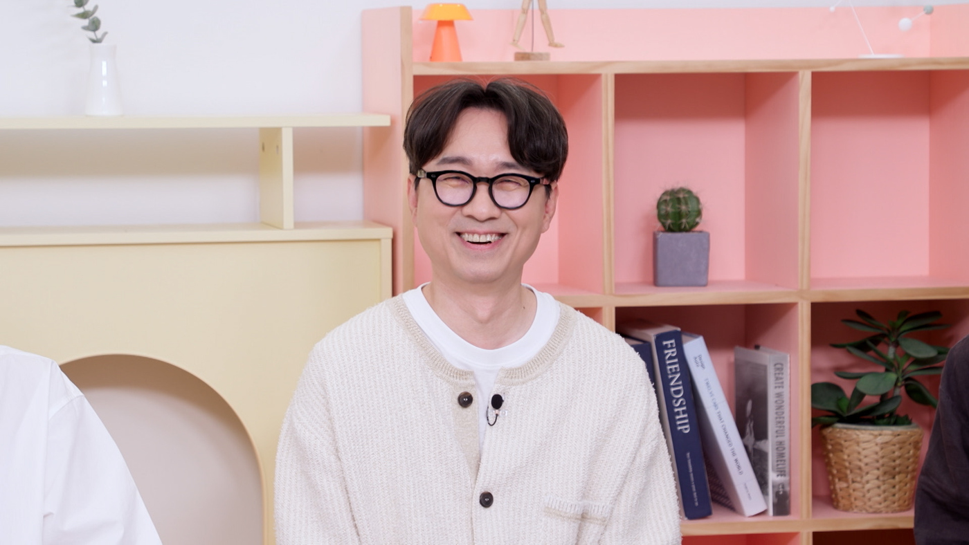 '옥문아들' 장항준 "아내 <b>김은희</b> 수입 넘은지 오래…내 카드 준다"