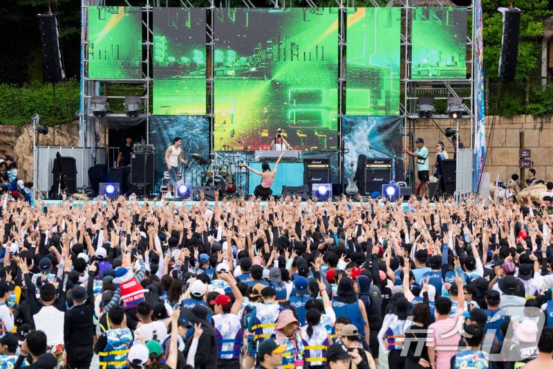 캐리비안 베이, 내달부터 '워터 뮤직 풀파티' 개최