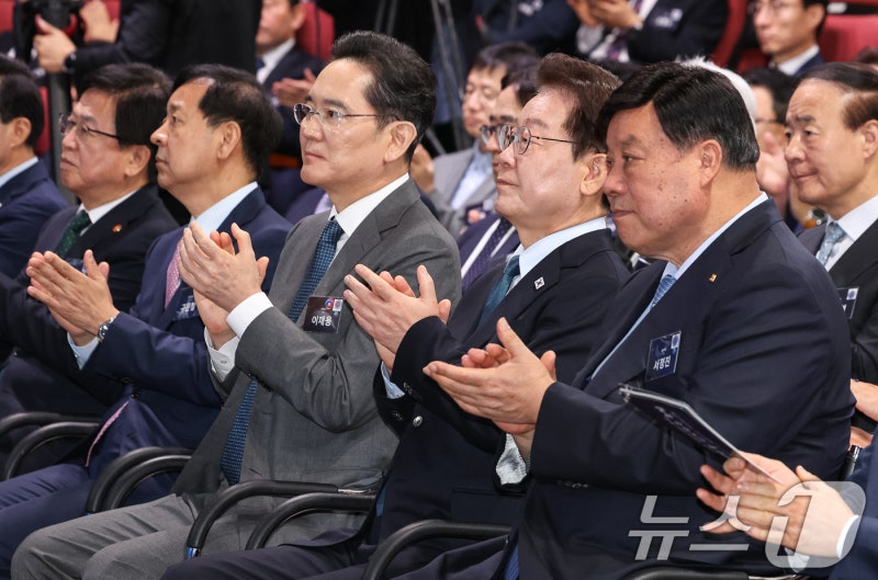삼성·SK, 충청권 240조 투자…소재·부품 클러스터-'HBM 메카 ...