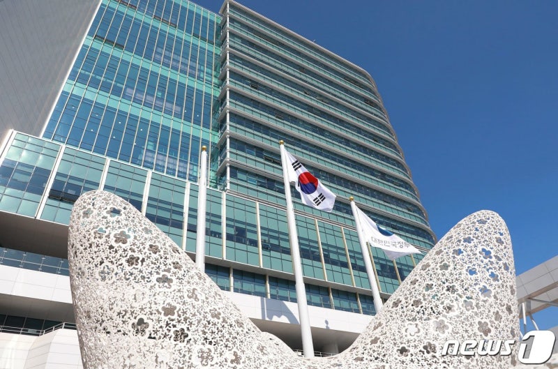 한화·현대차·삼성·SK 등 <b>영남권</b>에 <b>312조 투자</b>…AI·반도체·로봇 거점...