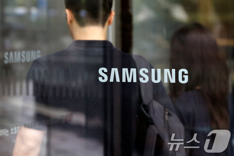 "200조 돼야 오르는 건가"…삼성전자 주가 폭락에 '개미 허탈'