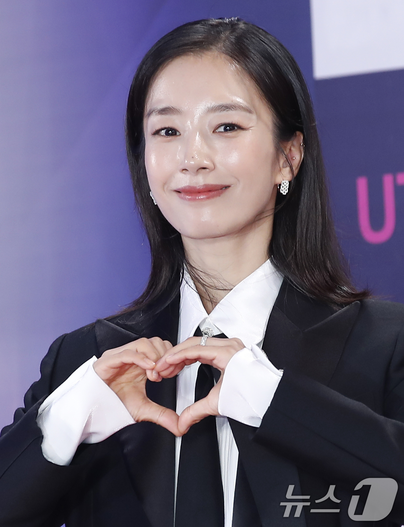 [단독] '<b>허수아비</b>' 곽선영, 류승룡·김무열·오정세 한솥밥…프레인TPC ...