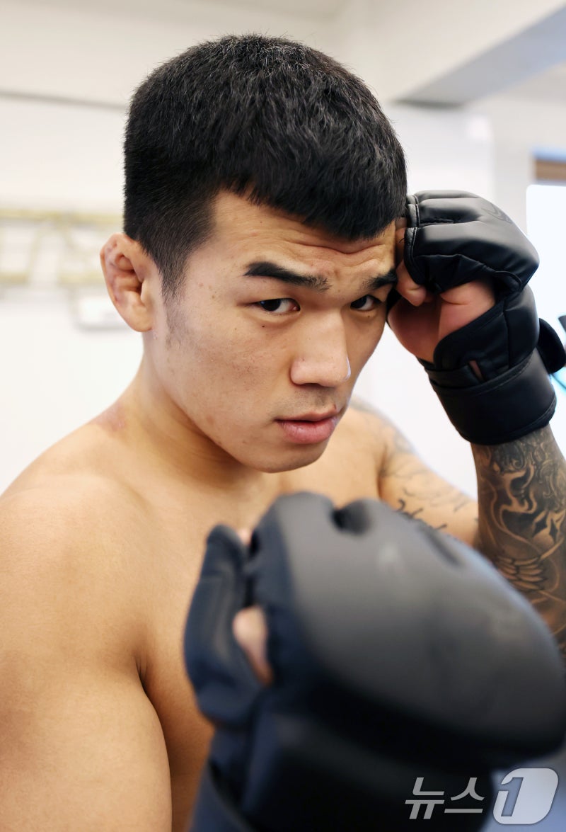 결혼 앞두고 <b>UFC</b> 출전 고석현 "예비신부가 적극 푸시…승리로 보답"