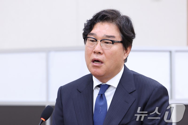 '대북송금 제3자 뇌물죄' 김성태, 2심서 <b>공소기각 취소</b>(상보)