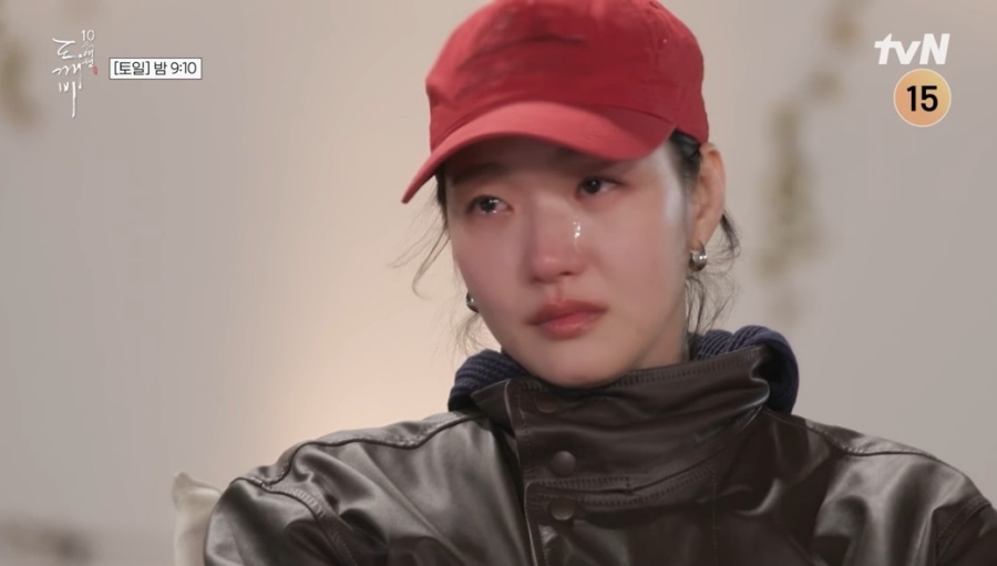 눈물바다 된 '<b>도깨비</b>' 10주년 여행…김고은 눈물 뚝뚝