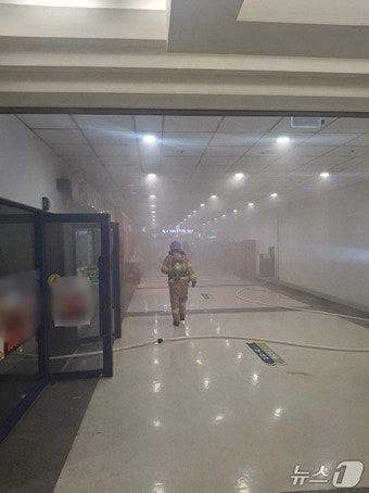 <b>아주대병원 화재</b> 완진…1500명 대피, 인명피해 없어(종합2보)
