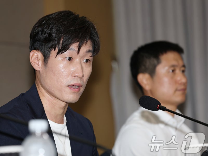 서강일 <b>전북축구협회</b>장 "박지성·이영표가 뭘 안다고" 발언 논란