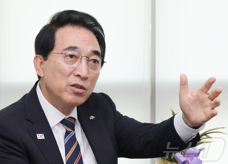 박수현 충남지사, <b>국회</b> 찾아 '발전공기업 통합 본사 유치' 건의