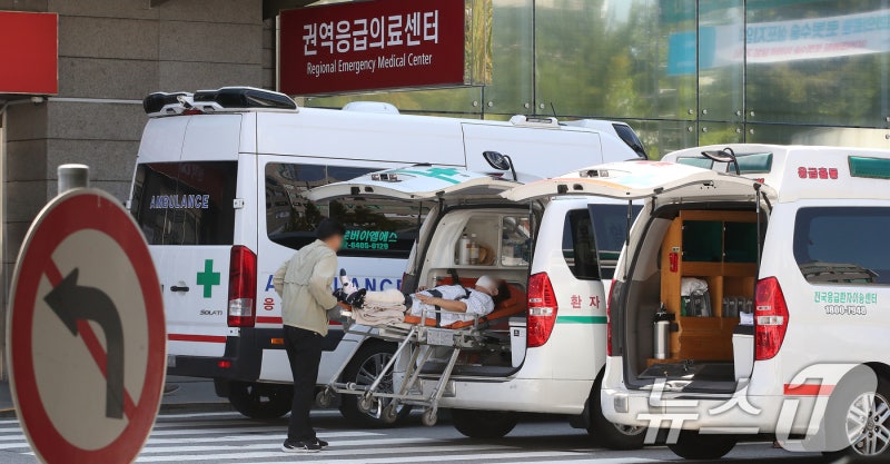 '빅5'급 국립대병원 키우고 <b>공공의료</b> 'AI 고속도로' 뚫는다(종합)