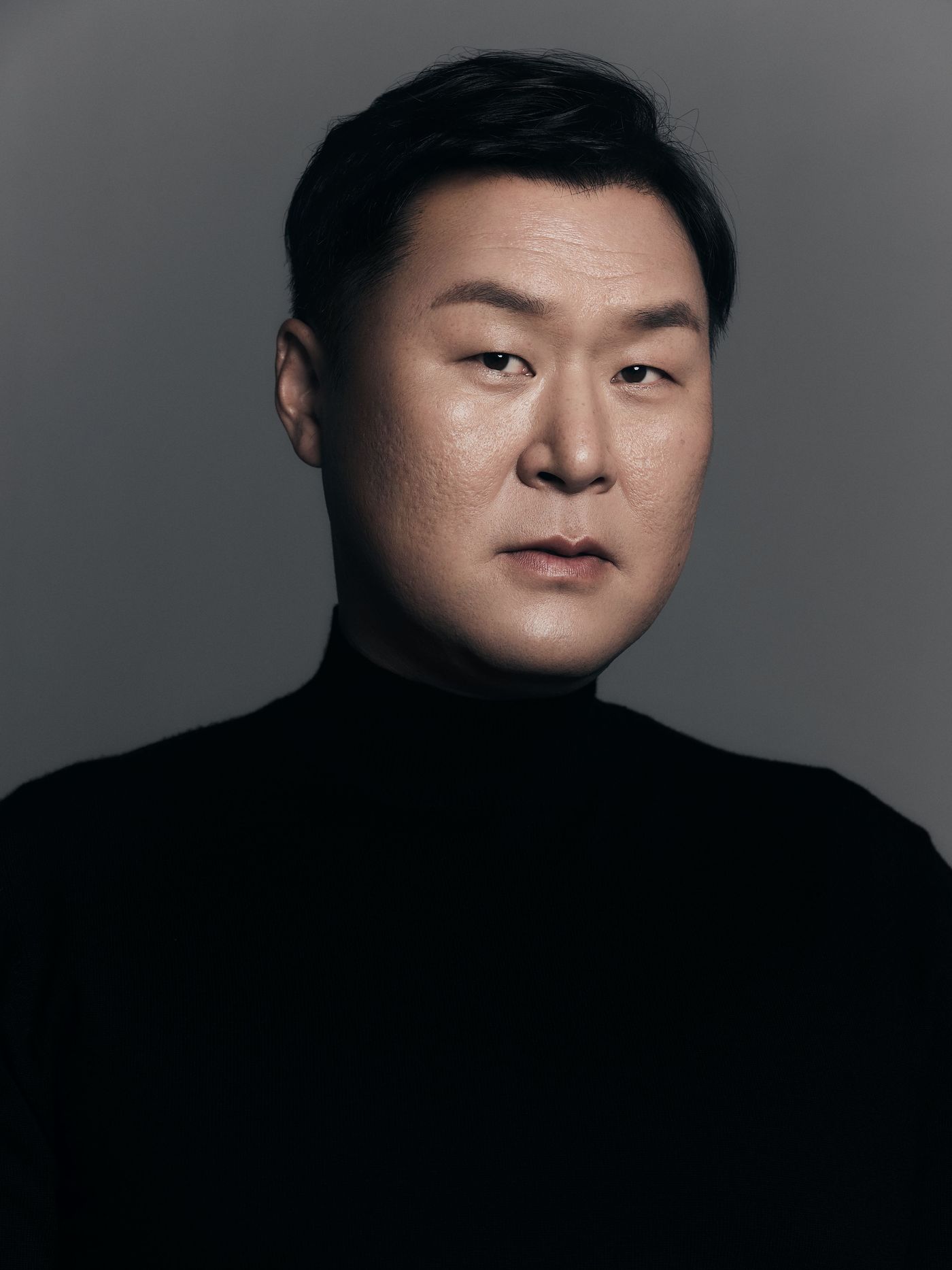 '<b>김부장</b>' <b>윤경호</b> "소지섭이 준 금, 아들이 달라고 졸라"[N인터뷰]①
