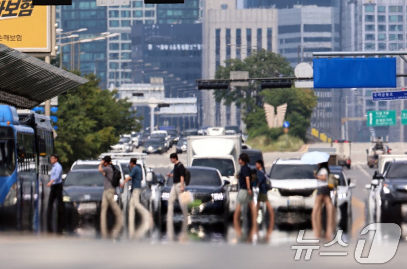 프로야구 <b>잠실·광주 경기</b>, 폭염중대경보 발효에 <b>취소</b>