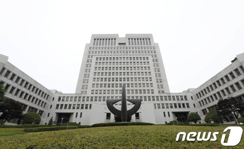 <b>대법</b>, '<b>내란</b> 중요임무' 한덕수·이상민 전원합의체서 심리…"국민적 관...