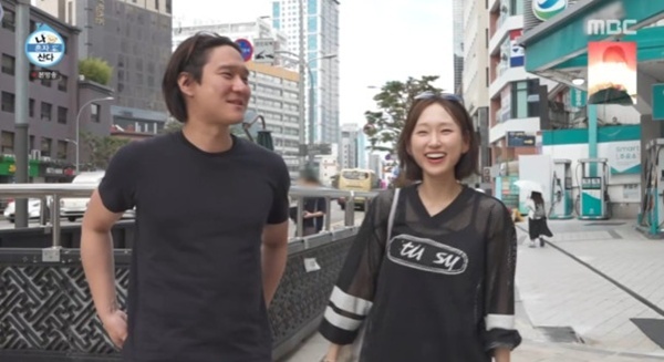 '나혼산' <b>류혜영</b>x<b>고경표</b>, 16년 지기의 힐링 산책…과몰입 부른 투 샷