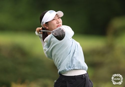 '대기 선수' 강채연, KLPGA 제주<b>삼다수 마스터스</b> 3R 단독 선두