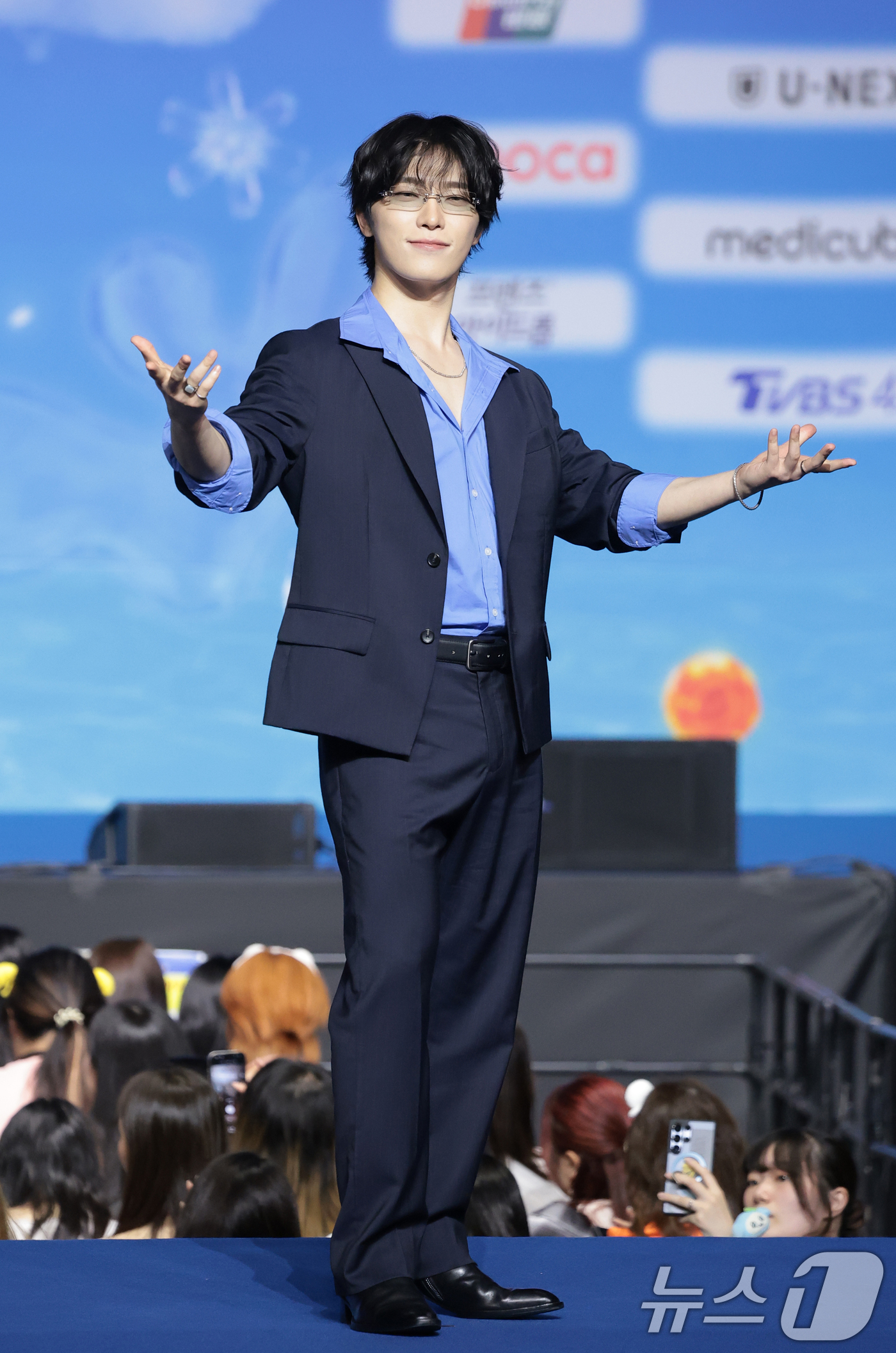 <b>세븐틴 디노</b>, 가요대전 출격