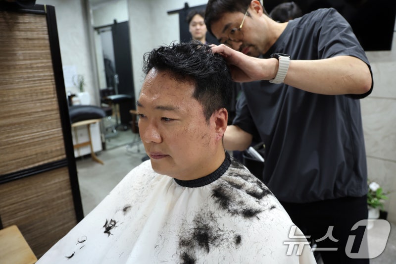 머리 자른 <b>천하람</b>, 논산훈련소 입소…"같잖은 北도발, 軍은 UFS 완수해야...