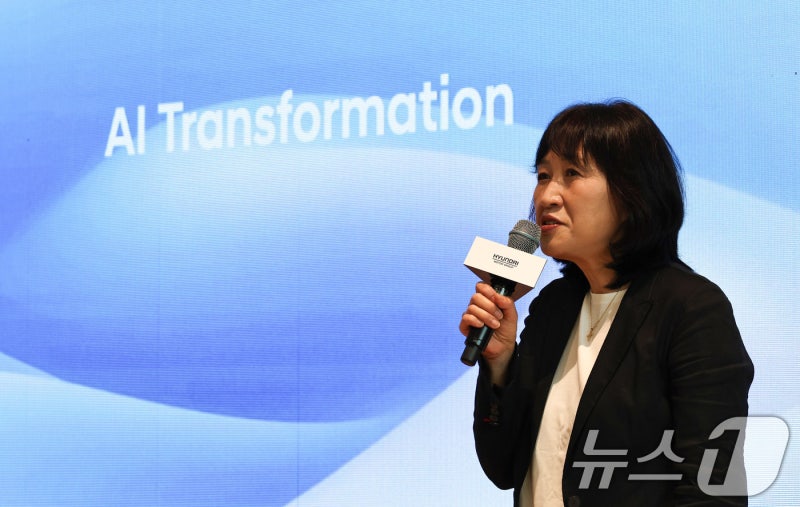 현대차그룹, 디지털·<b>AI</b> 전환 7년…車개발부터 고객응대까지 <b>AI</b> 내재화(...