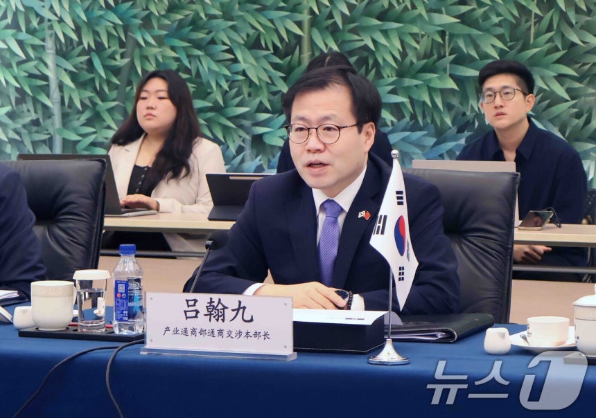 여한구 산업통상부 통상교섭본부장이 25일 중국 상무부 회의실에서 열린 '제7차 한-중 FTA 공동위원회'에서 발언하고 있다.(산업통상부 제공.재판매 및 DB금지) 2026.6.25 ⓒ 뉴스1