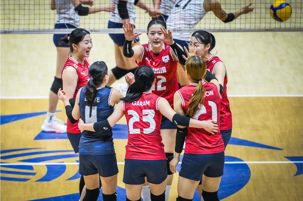 여자<b>배구</b>, 조 2위로 아시아<b>선수</b>권 8강행…홍콩 3-1 제압