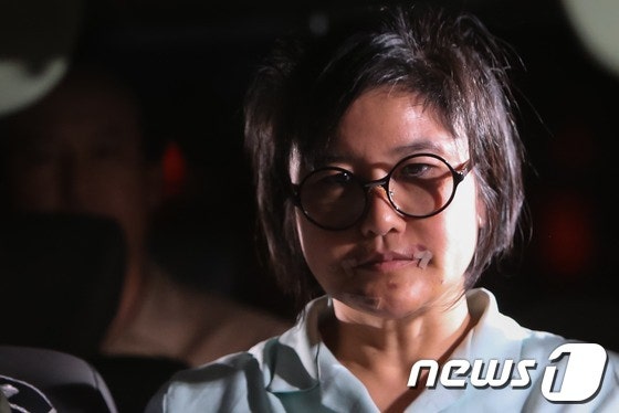 '北 <b>대동강 맥주</b> 팔아 마스크 사업'…33억 가로챈 <b>양경숙</b> 징역 5년 확정