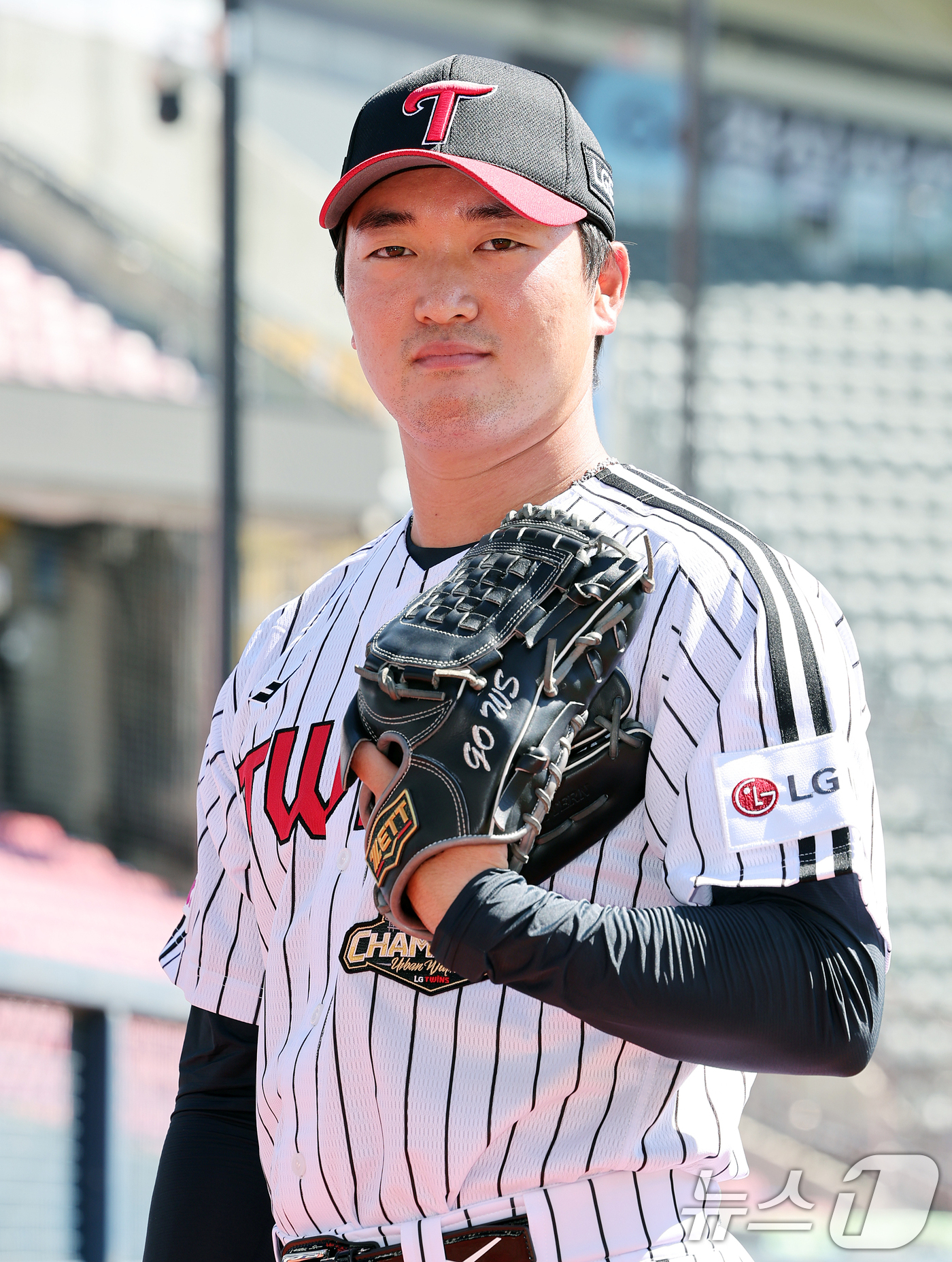 MLB 도전 마무리 <b>고우석</b>, <b>LG</b>로 <b>복귀</b>