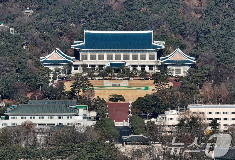 靑, '호르무즈 <b>파병</b> 가닥' 보도에 "사실과 달라…결정된 바 없다"