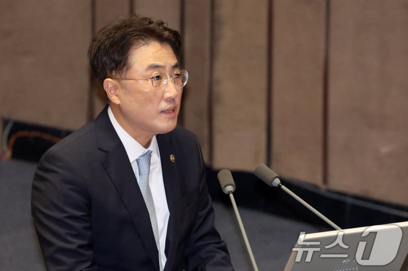 <b>답변</b>하는 <b>이진수</b> 장관 직무대행