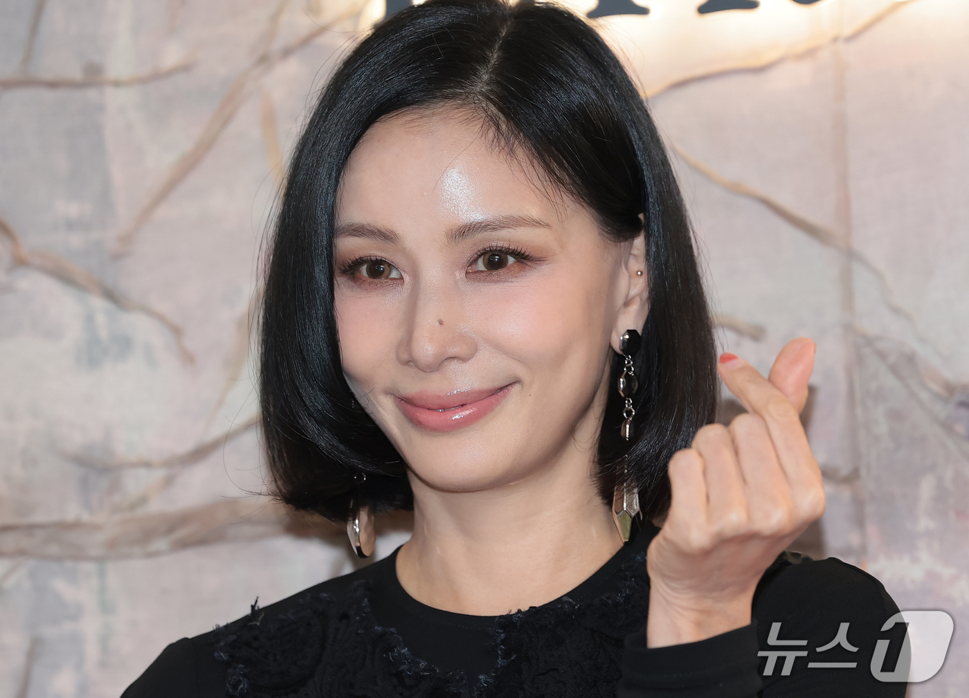 변함없는 원조 방어사슴, 배우 고소영 한남동 행사장 포착
