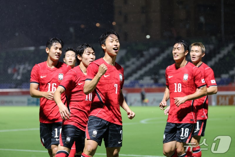 '해트트릭' 엄지성, <b>사우디</b>전 골문 정조준…양민혁·이현주도 출격[AG]