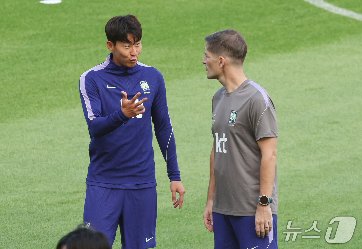 손흥민, <b>모레노호</b> 데뷔전 출격…정승원·송민규도 선발 기회(종합)