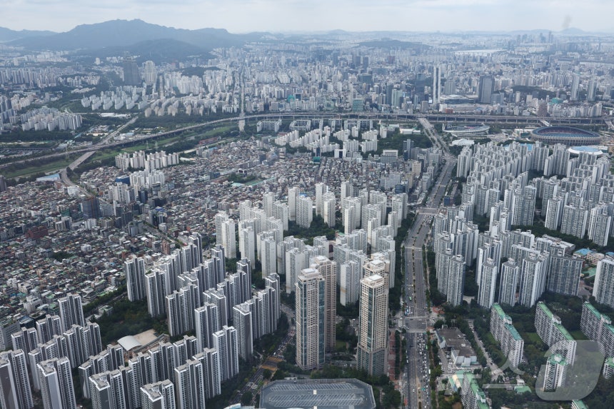 서울 아파트 단지(자료사진)ⓒ 뉴스1 김민지 기자