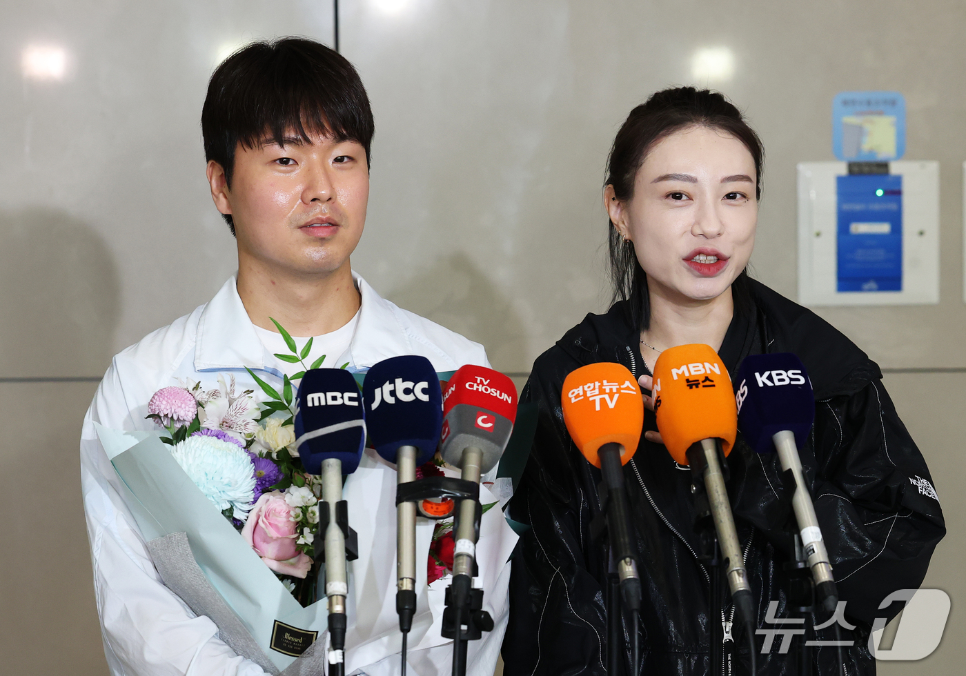 <b>이건혁</b>·<b>김예지</b>, '<b>명사수 부부</b>' 탄생