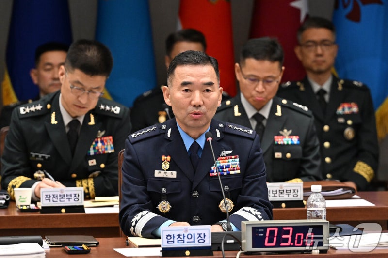 [<b>국감</b>] 답변하는 <b>진영승</b> 합참의장