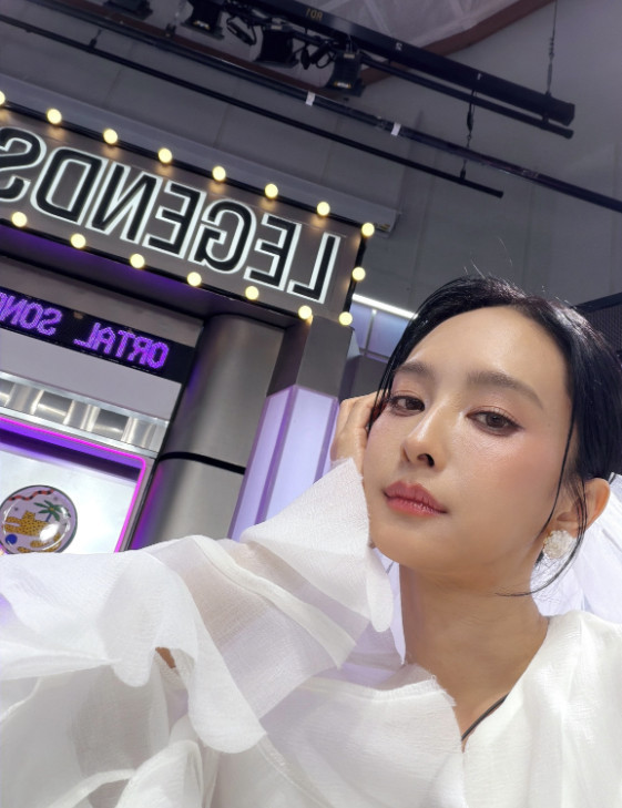 <b>박정아</b>, 45세 믿기지 않는 동안 미모…KCM도 "안 늙니?" 감탄 [N샷]