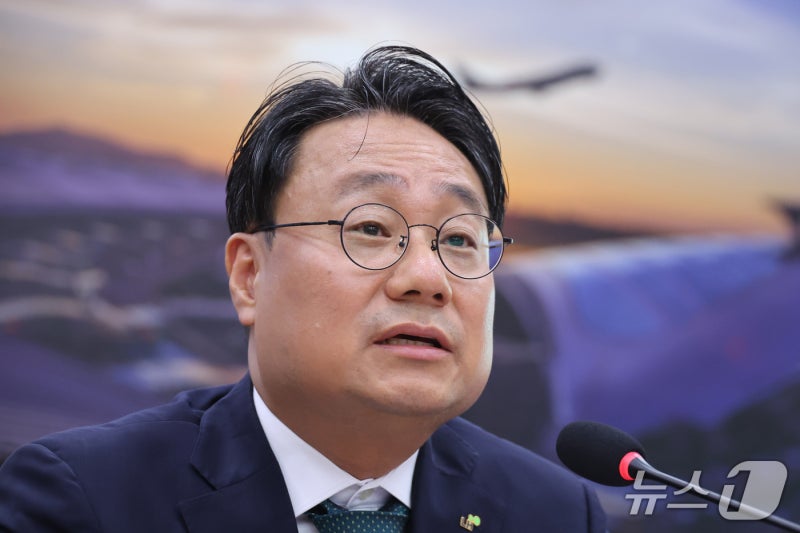 [<b>국감</b>] <b>답변</b>하는 <b>이성훈</b> 사장