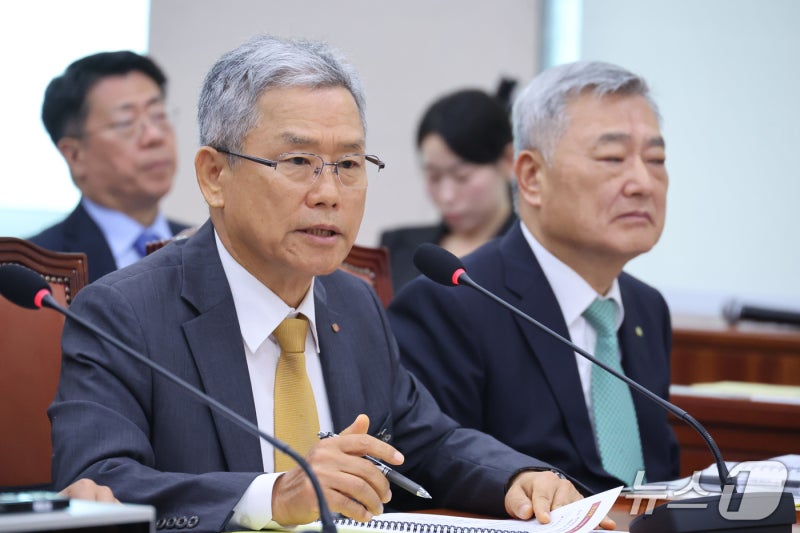한전 사장 "<b>호남반도체 전력망 비용</b> 1.4조원…삼성·SK가 80% 부담"