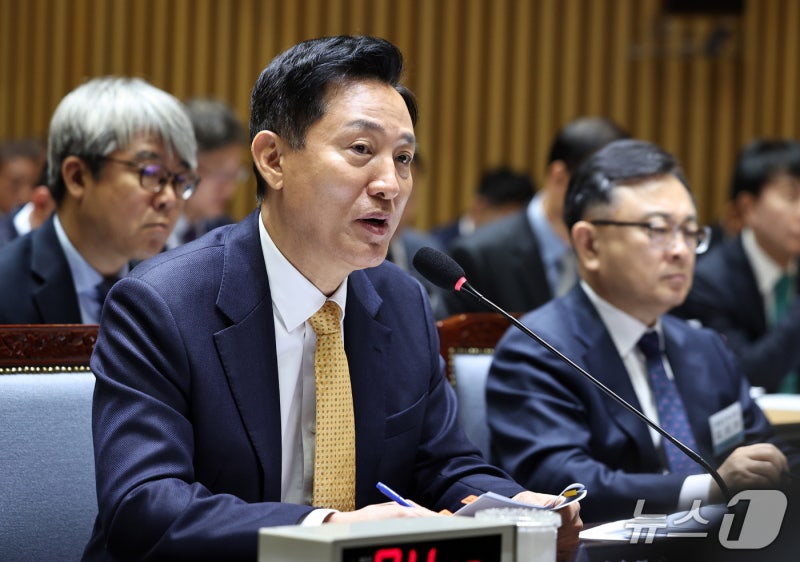 [국감초점] 與 "<b>한강버스</b> 리베이트" <b>공방</b>…오 "엄중 조사 지시"(종합)