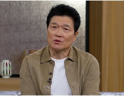 <b>안치환</b> "과거 <b>직장암 3기</b> 진단…<b>투병</b>하며 15 이상 빠져"