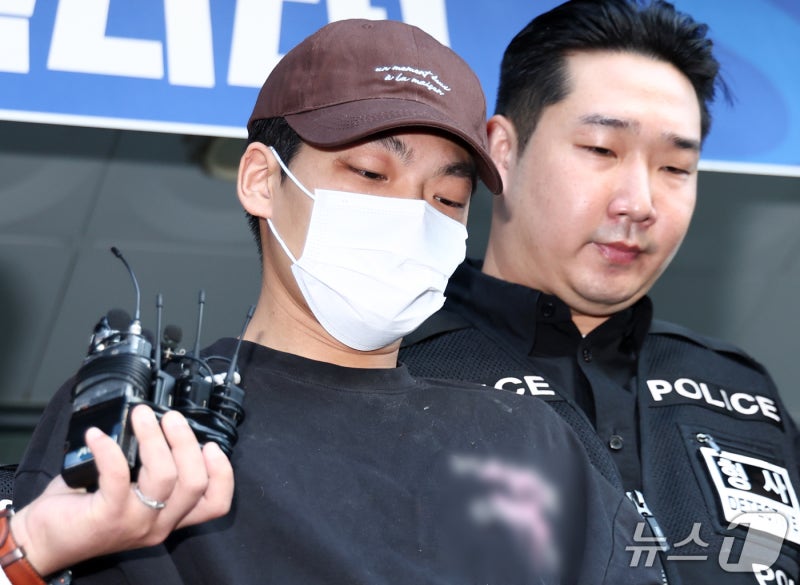 '송파 <b>장모 살해</b>·아내 납치' <b>김성우</b> 구속 송치…보복살인·감금 혐의