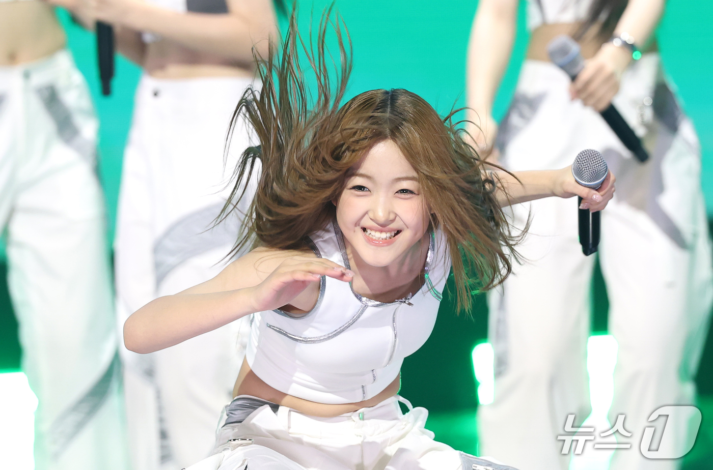 A20 LITE 아이찡, 우리가 '<b>더 쇼</b>' 1위