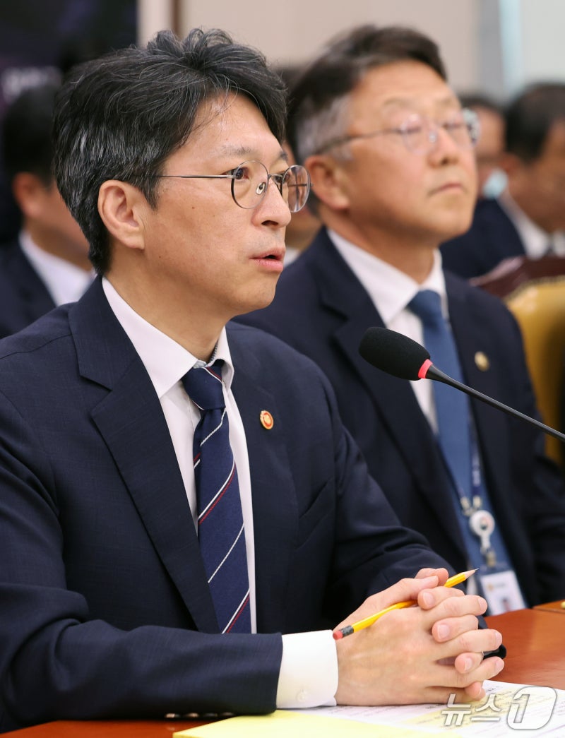 홍지선 장관 국감 답변 내용 및 주요 쟁점 분석