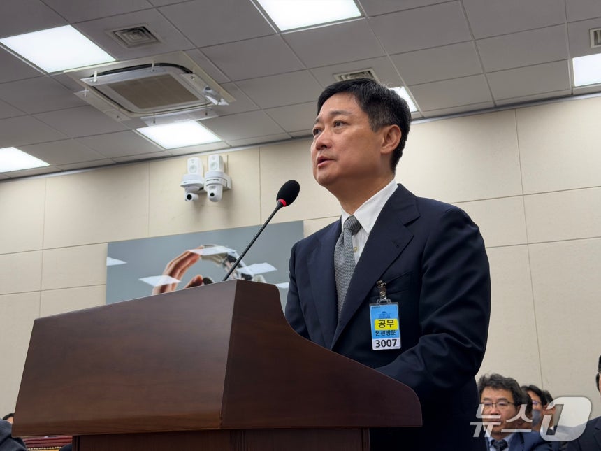 홍범식 LG유플러스 대표 ⓒ 뉴스1 이민주 기자