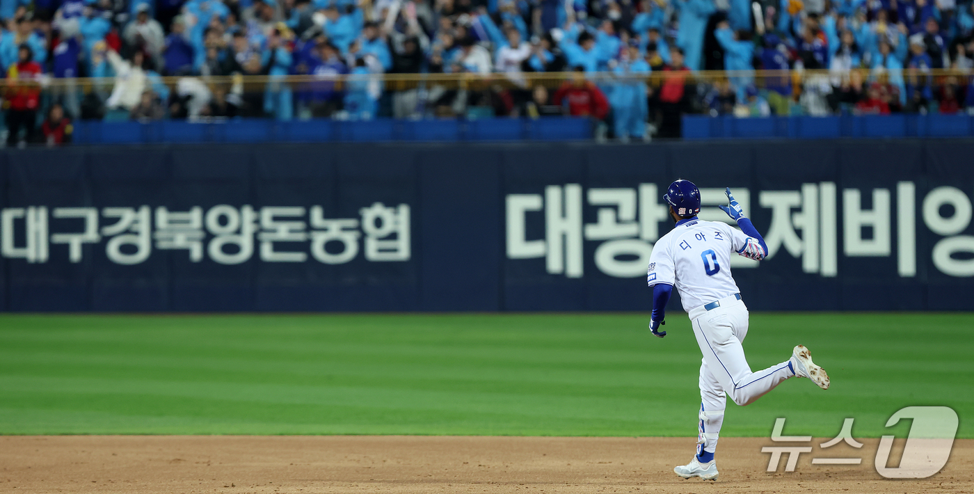 'PO 2차전' <b>삼성 디아즈</b>, <b>투런포</b> 쾅!